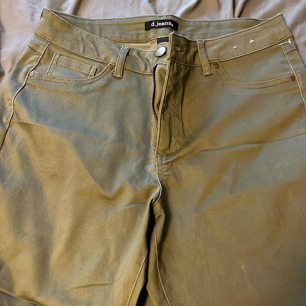 D. Jeans Ankle Jeans